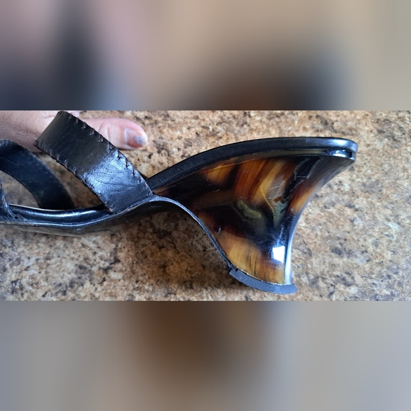 Ladies Stuart Weitzman Block Heel Shoe Strappy Brown Leather 3 Inch Heel - Picture 12 of 13